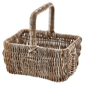 Grauer Kobolo Einkaufskorb ETTA aus Rattan mit Henkel. Praktischer Korb für Badaccessoires.
