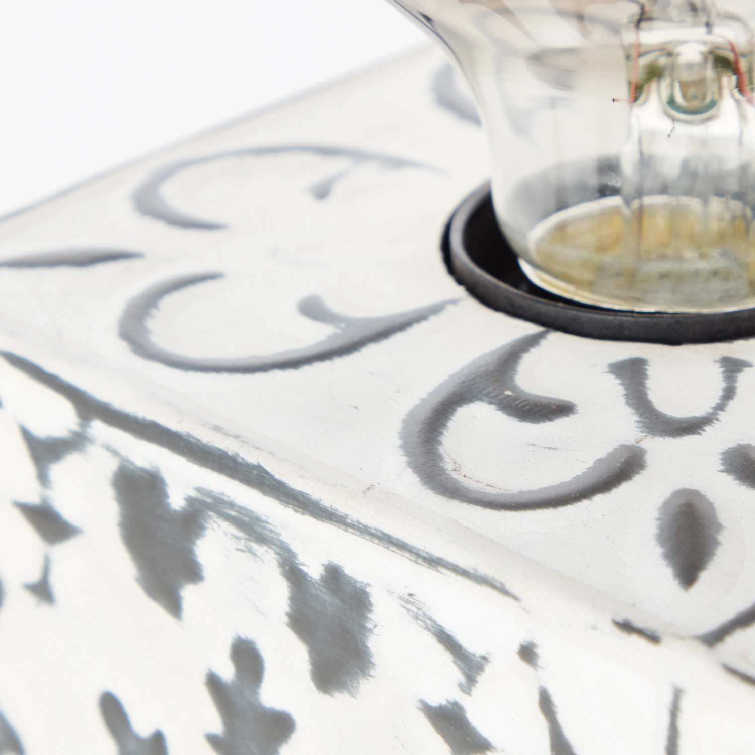 Detailansicht: Brilliant Tischlampe Vagos, schwarz-weiß gemustert, Vintage-Design.