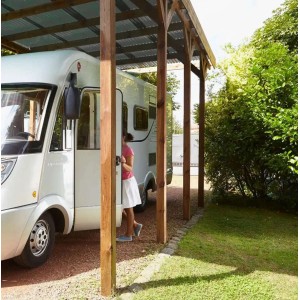 Brauner Alpholz Carport Camping-Car aus Holz mit Polycarbonat-Dach für Wohnmobil.