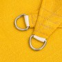 Gelbes Sonnensegel aus HDPE mit Edelstahl D-Ringen zur Befestigung.
