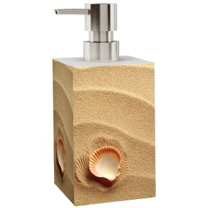 Sanilo Seifenspender Clam mit Sand- und Muscheldesign, Teil des Badezimmer Sets.