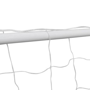 Detailaufnahme Fußballtor, weißer Stahlrahmen mit Netz für Sport & Freizeit.