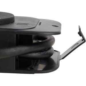 Detailaufnahme: Schwarzer Brennenstuhl Baustromverteiler mit Kabelaufwicklung.