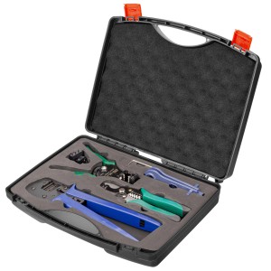 Photovoltaik Werkzeugset im Koffer: Crimpzange, Abisolierer, Kabelschneider, Aufdrehschlüssel für Solaranlagen.
