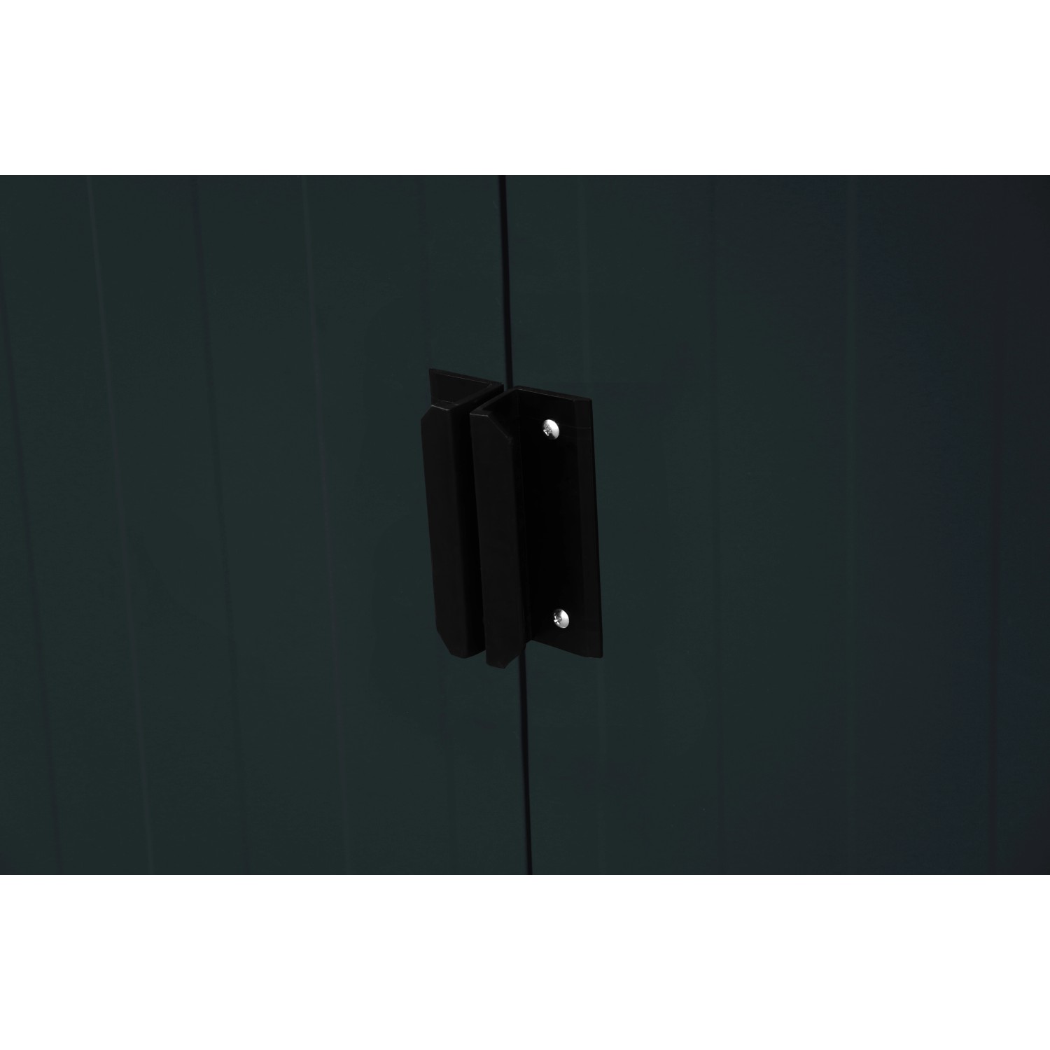 Detailaufnahme: Türgriff des Duramax Metallgerätehauses Pent Roof Eco in Anthrazit.