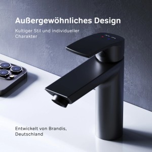 Schwarze AM.PM Einhebel Waschtischarmatur Play aus Messing für das Bad.