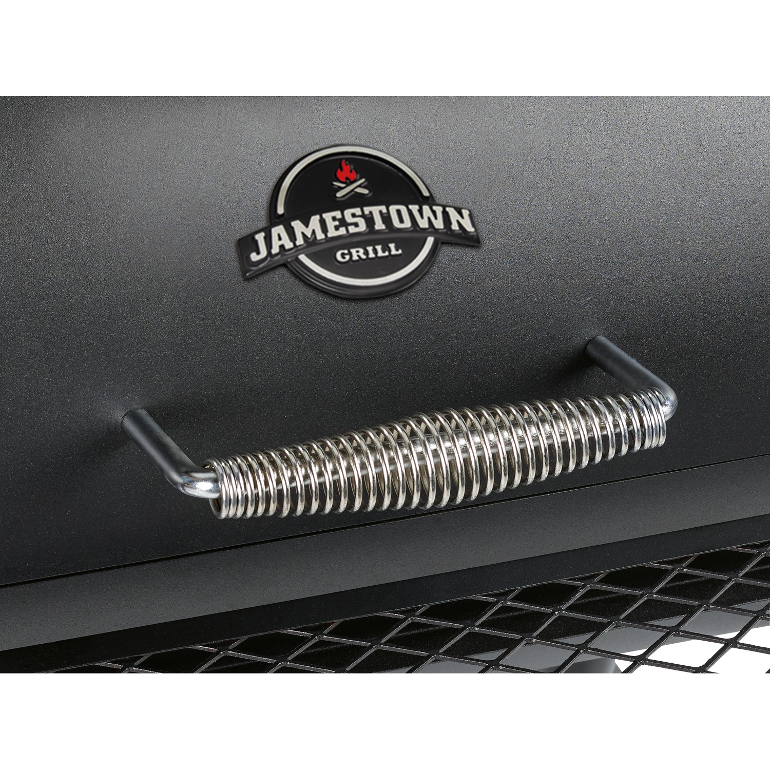 Detailansicht: Jamestown Smoker Charlton Holzkohlegrill mit Griff und Logo.