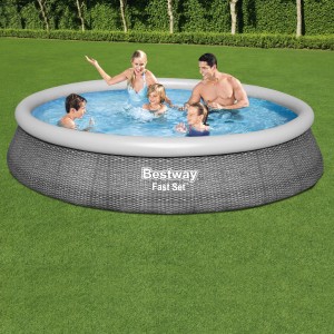 Bestway Fast Set Pool-Set, Ø 396 cm, mit Familie im Wasser. Quick-Up Pool in Schiefergrau.