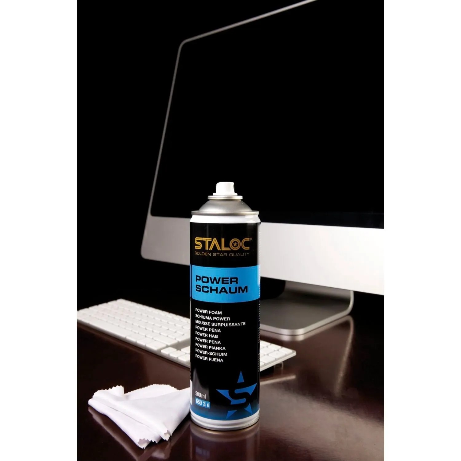 STALOC Power Schaum Reiniger Spraydose, blau-schwarz, auf Schreibtisch. Ideal für Bildschirm, Tastatur, Haushalt.