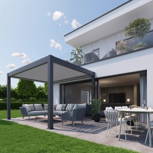 Moderne Biohort Pergola in Dunkelgrau-Metallic auf Terrasse mit Gartenmöbeln.