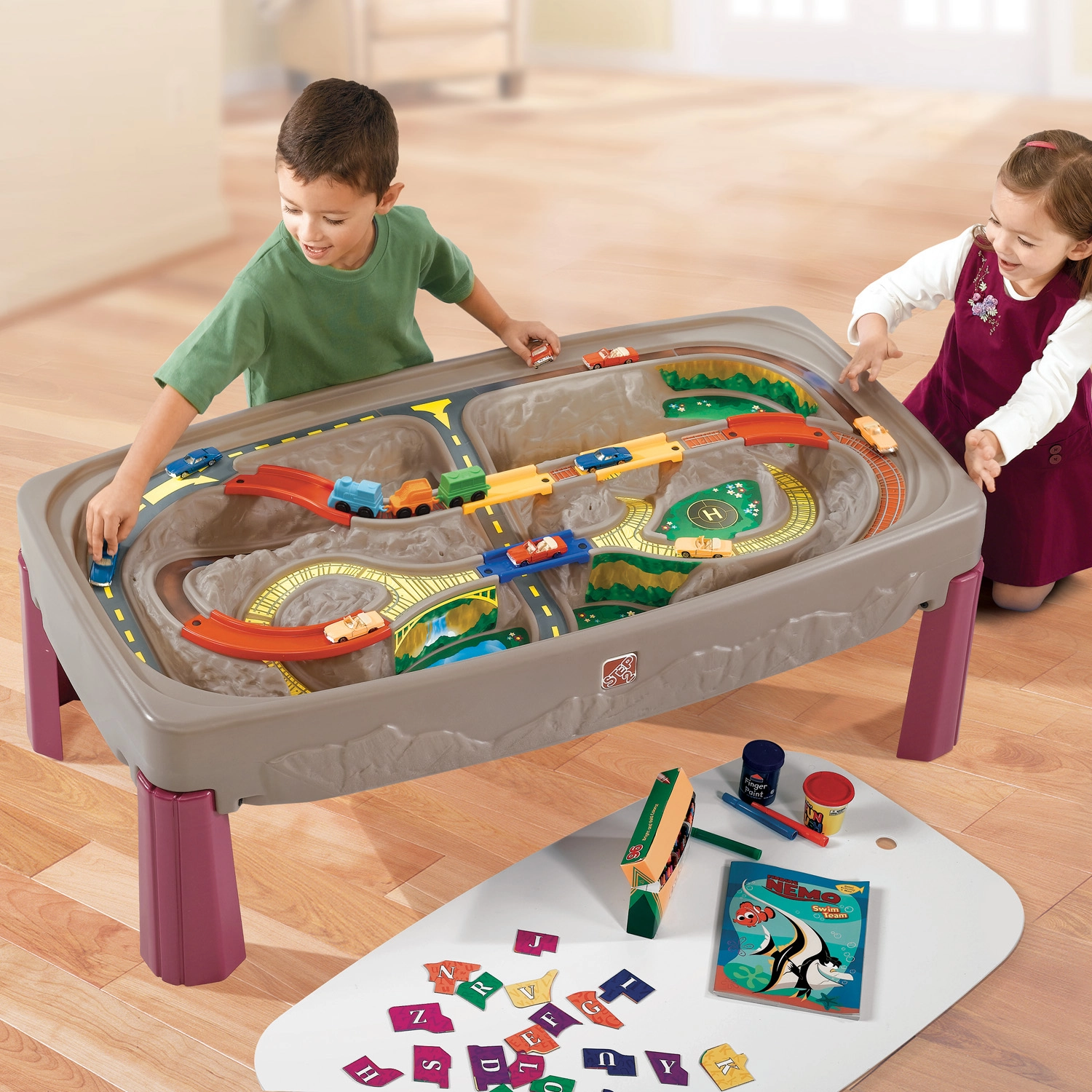 Step2 Spieltisch Deluxe Canyon Road Train and Track Table kaufen bei OBI