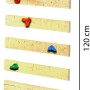 Karibu Kletterwand Lotti aus Holz mit bunten Klettersteinen für Spieltürme.