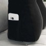 Schwarzes vidaXL Rückenkissen aus Samt mit Seitentasche und Smartphone.