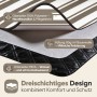 Detailansicht der Sekey Picknickdecke mit braunen Streifen, die die dreischichtige Struktur zeigt.