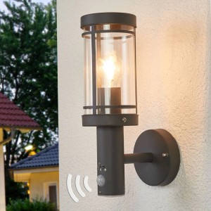 Moderne Lindby Außenwandleuchte Djori mit Bewegungsmelder aus Edelstahl, alufarben.