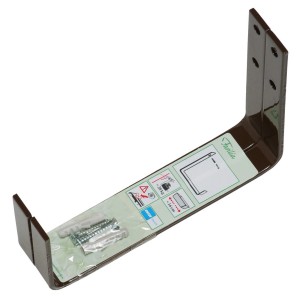 Brauner, verstellbarer Balkonkastenhalter aus Metall mit Schrauben und Dübeln.