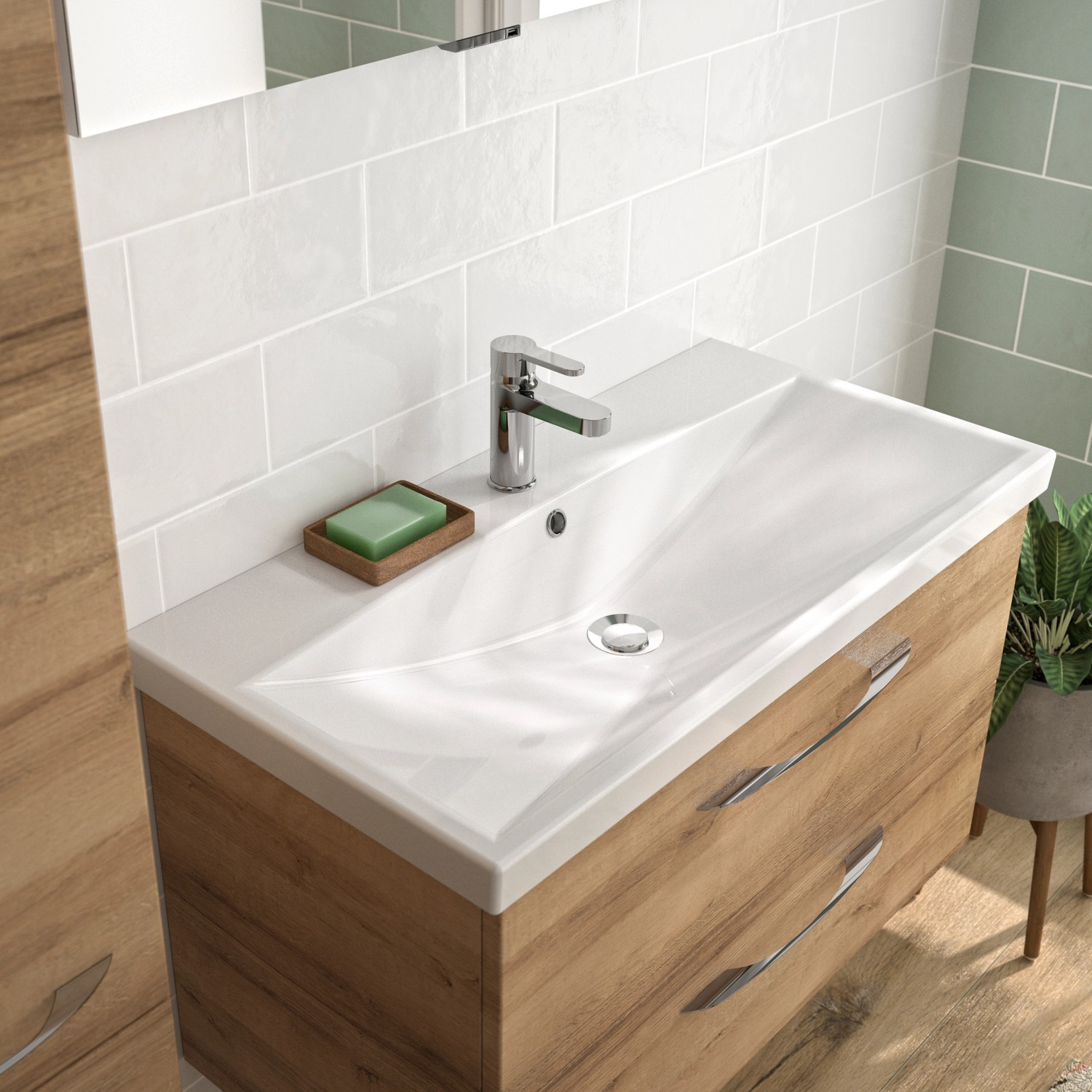 Pelipal Badmöbel-Set Serie 4035 in Riviera Eiche mit Waschbecken, Unterschrank und Spiegelschrank.