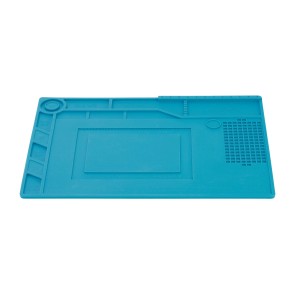 Blaue Blanko Lötmatte aus Silikon, 39x27 cm, mit Fächern und Ablagen für Werkzeug.