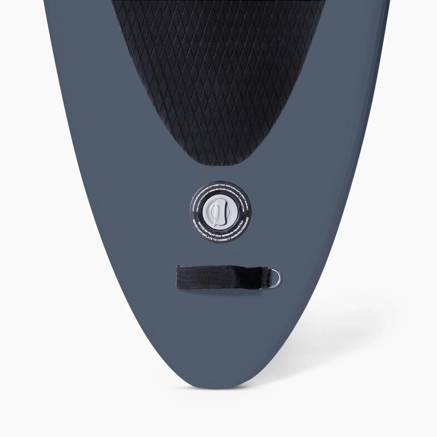 Grau-schwarzes Suprfit SUP Board Lailani. Ventil, D-Ring und Griff am Heck des Stand-Up-Paddling Boards.