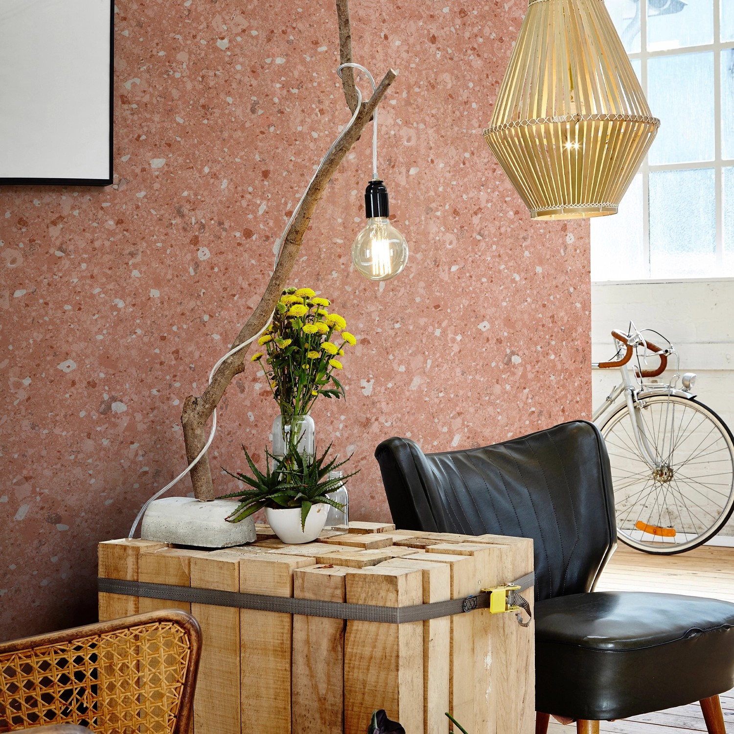 Grosfillex Wandpaneel Element 3D Optik New Terrazzo Rose im Raum.