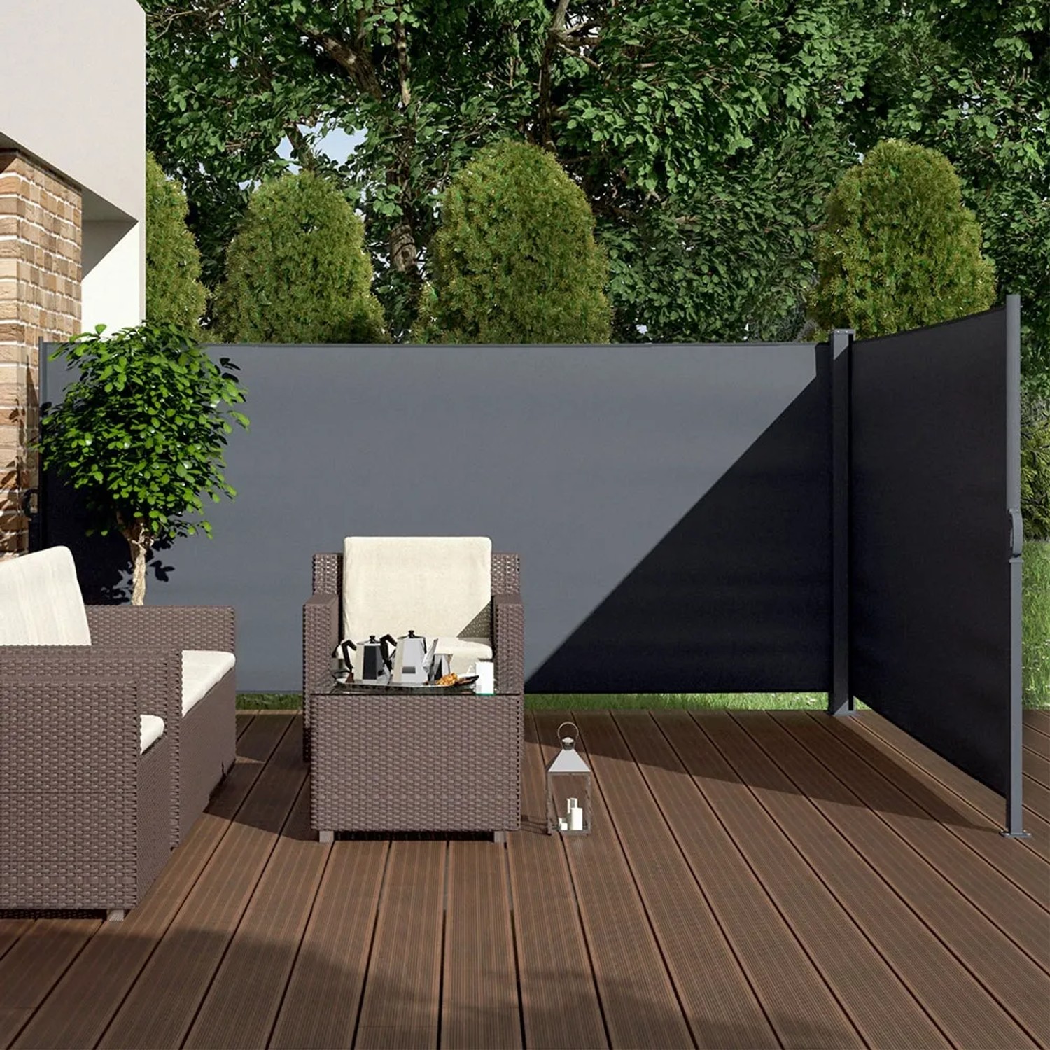 OK-Living Seitenmarkise in Anthrazit, 300x160 cm, als Sicht- und Windschutz auf Terrasse.