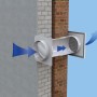 Teleskop-Mauerkasten mit Rundrohranschluss System 150, Montage zwischen zwei Wänden mit Luftstromrichtung.
