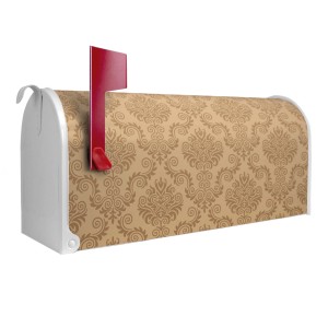 Weißer US Briefkasten mit Tapetenmuster in Beige und roter Fahne. Amerikanischer Postkasten für Wand- oder Standmontage.