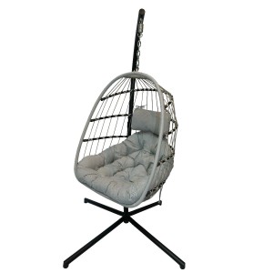 Faltbarer Sungörl Hängesessel Sterzing Light Grey mit Stahlgestell und Kissen.