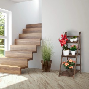 Dunkelbraune, klappbare Holz-Blumentreppe mit 3 Ebenen, dekoriert mit bunten Pflanzen. Ideal als Pflanzenregal.
