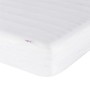 Nahaufnahme der weißen Schaumstoffmatratze für das vidaXL Bett 200x200 cm.