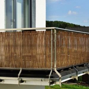 Sol Royal SolVision Weiden-Sichtschutzzaun am Balkon, bietet natürlichen Blickschutz und Windschutz. Für Zäune.