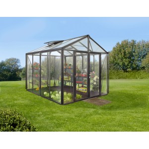 Vitavia Gewächshaus Zeus Comfort 8100, schwarz, mit Pflanzen und Regalen im Garten.