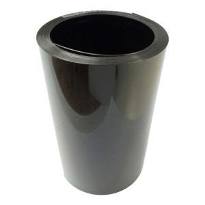 Schwarze Jardinion Rasenkante aus Kunststoff, 6m x 20cm, zur Beeteinfassung.