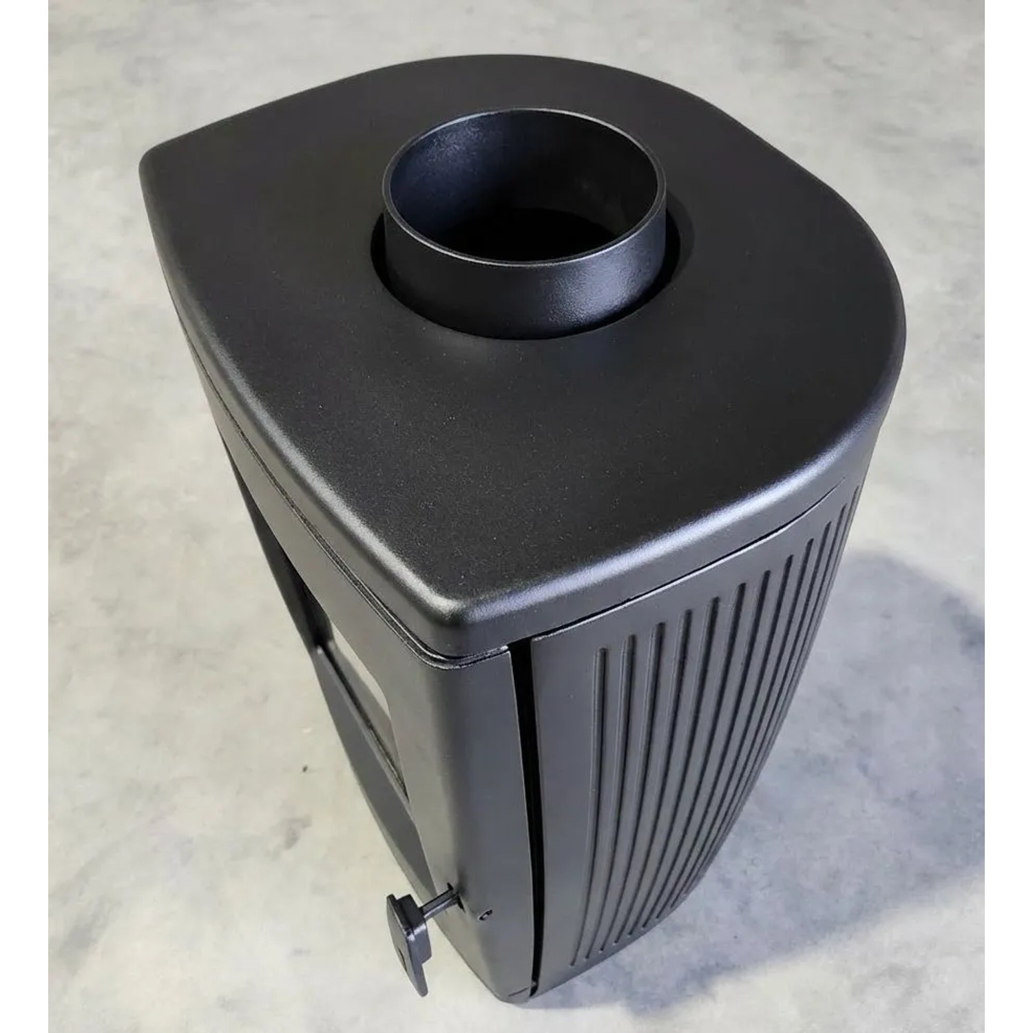 Schwarzer Plamen Gusskaminofen Gala 8 kW, Detailansicht von oben.