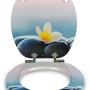 Sanfino WC-Sitz Flower & Stone: Toilettendeckel mit Absenkautomatik, Holz, Stein-Blumen-Motiv.