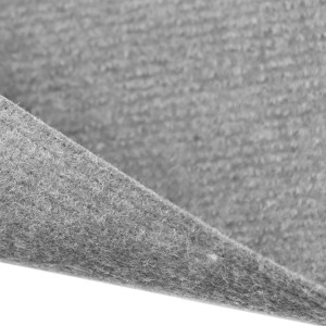 Grauer Primaflor Rips Malta Teppichboden, Meterware, gerippte Textur.