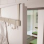 Siro Türgarderobe mit 4 Haken in Nickel matt, einfache Montage ohne Bohren.