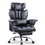 Schwarzer, ergonomischer Bürostuhl mit hoher Lehne, Fußstütze und Leder für Home Office.