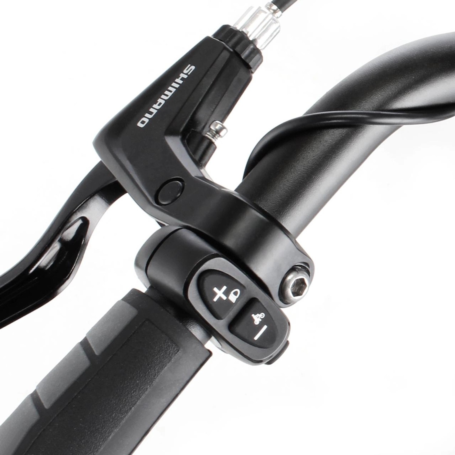 Detailaufnahme: Schwarzer Lenker mit Shimano-Bremshebel und Bedienelementen des Fischer Cita 2.0 E-Bikes.