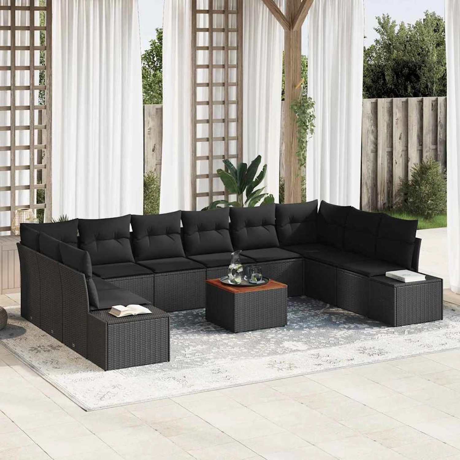 Schwarzes 11-tlg. vidaXL Garten-Sofa-Set aus Poly Rattan mit Kissen und Tisch.
