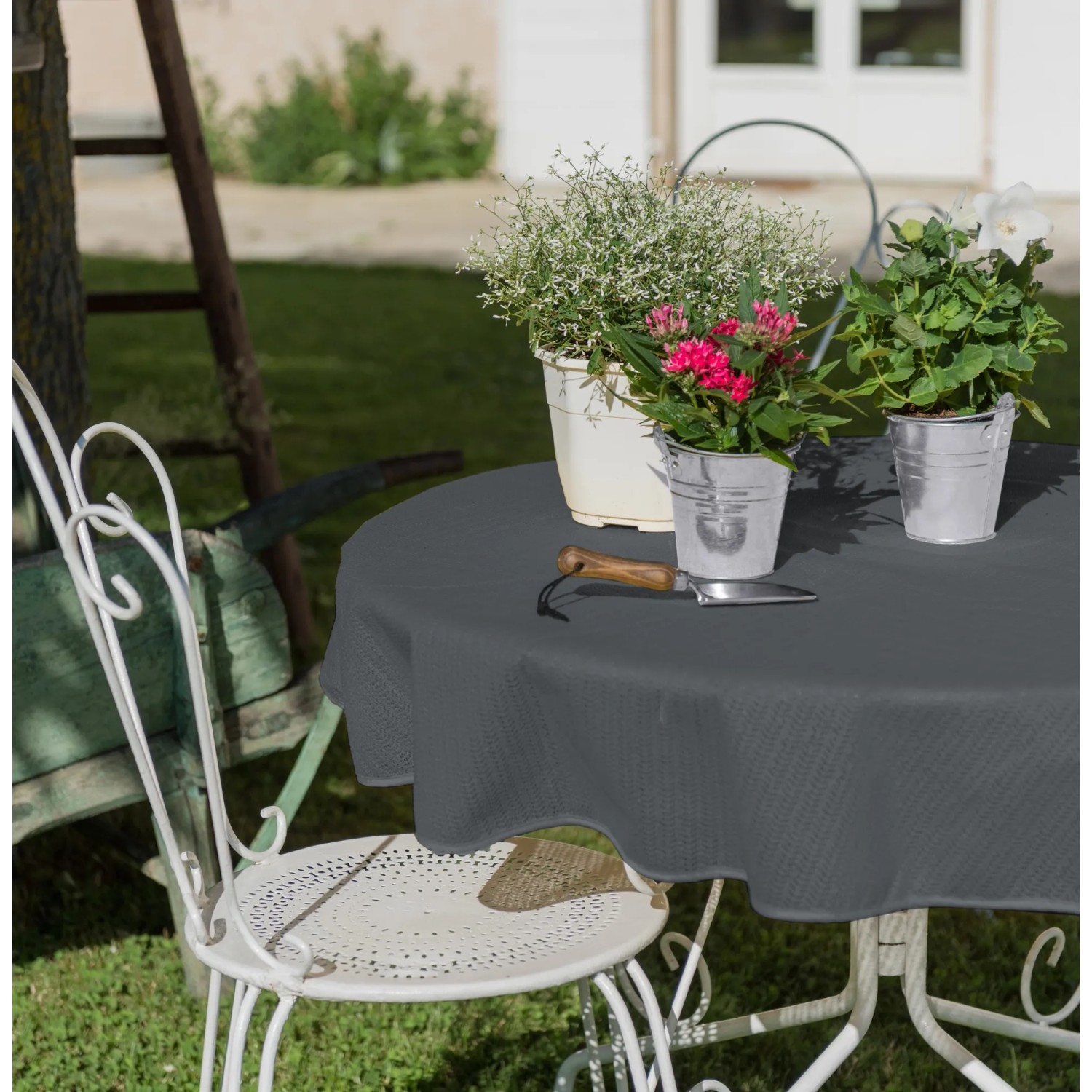 Windhager abwaschbare Tischdecke oval PVC wasserdicht 160 x 210 cm Anthrazit kaufen bei OBI