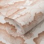 Erismann Vliestapete Elle Decoration 4 Golden Grove Terracotta mit Waldmotiv.