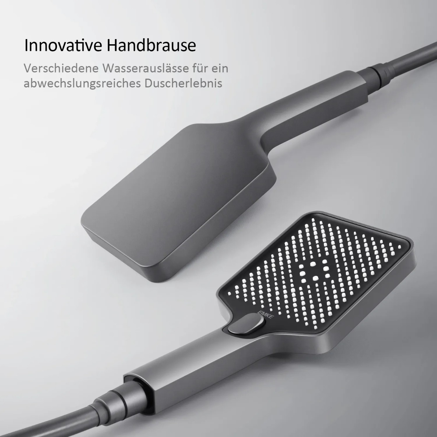 Emke Duschsystem: Handbrause in Anthrazit mit 3 Strahlstärken und Wasserfall-Auslauf.