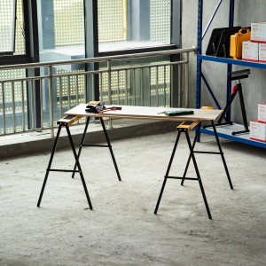 HOMCOM Arbeitsbock, klappbar, mit Stahlgestell und Holzplatte. Ideal für Elektrowerkzeuge.