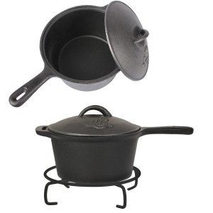 El Fuego Dutch Oven Set, 5-teilig, aus Gusseisen, schwarz: Topf offen, Topf auf Untersetzer mit Deckel.