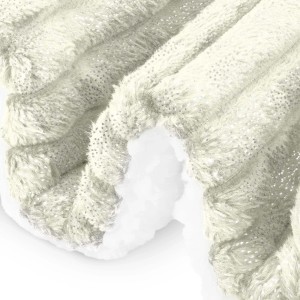 Beautissu Elisa Decke in Natur, 150x200cm, mit Lammfelloptik und Glitzer.