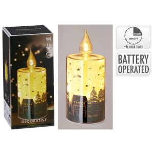 Bernsteinfarbene LED-Kerze aus Glas mit Winterdorf-Motiv, warmweißem Licht, Timer und Batteriebetrieb. Weihnachtsdeko.