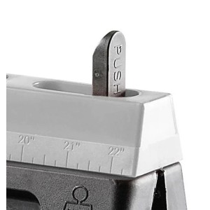 Detailaufnahme Allzweckbock: grauer Kunststoff, Höhenverstellung mit "PUSH" Knopf.