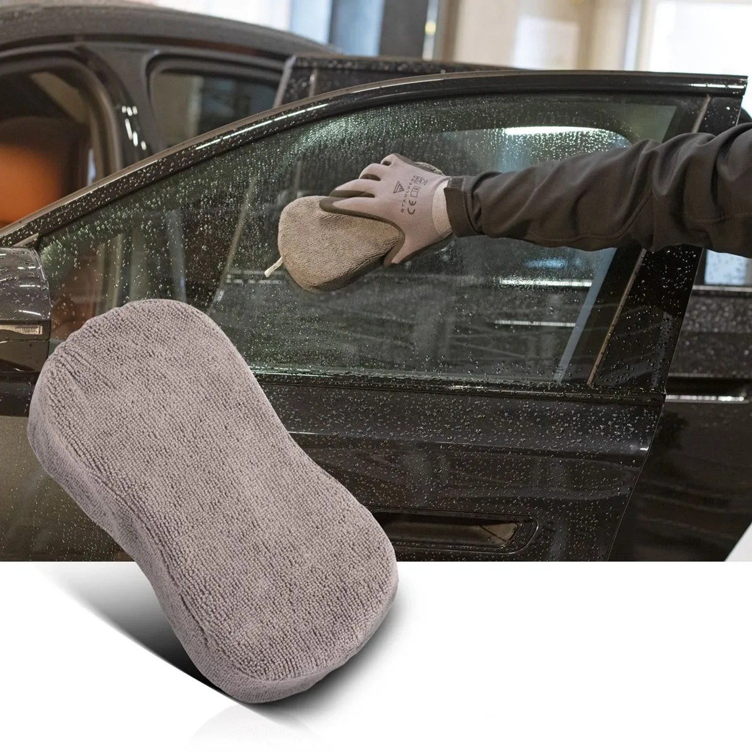 Grauer Mikrofaser-Autowaschschwamm, Hand reinigt Autofenster. STAHLWERK Autopflege Set für Fahrzeugreinigung.