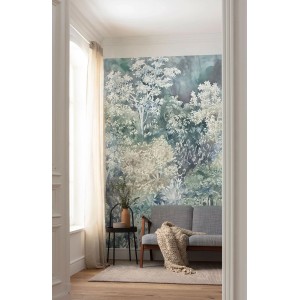 Komar Fototapete Bäume in Grün und Blau, 200x250 cm, im Wohnraum.